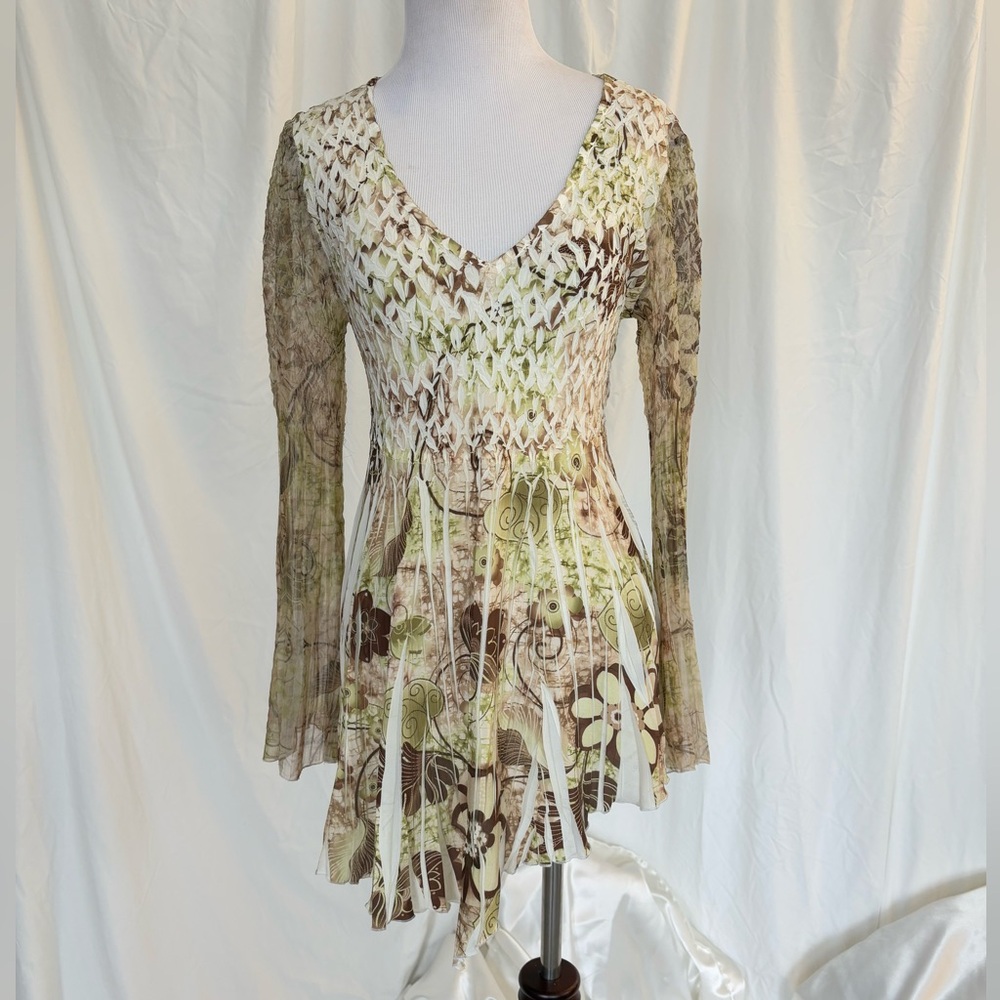 KOMAROV CRINKLE
ASYMMETRICAL BLOUSE